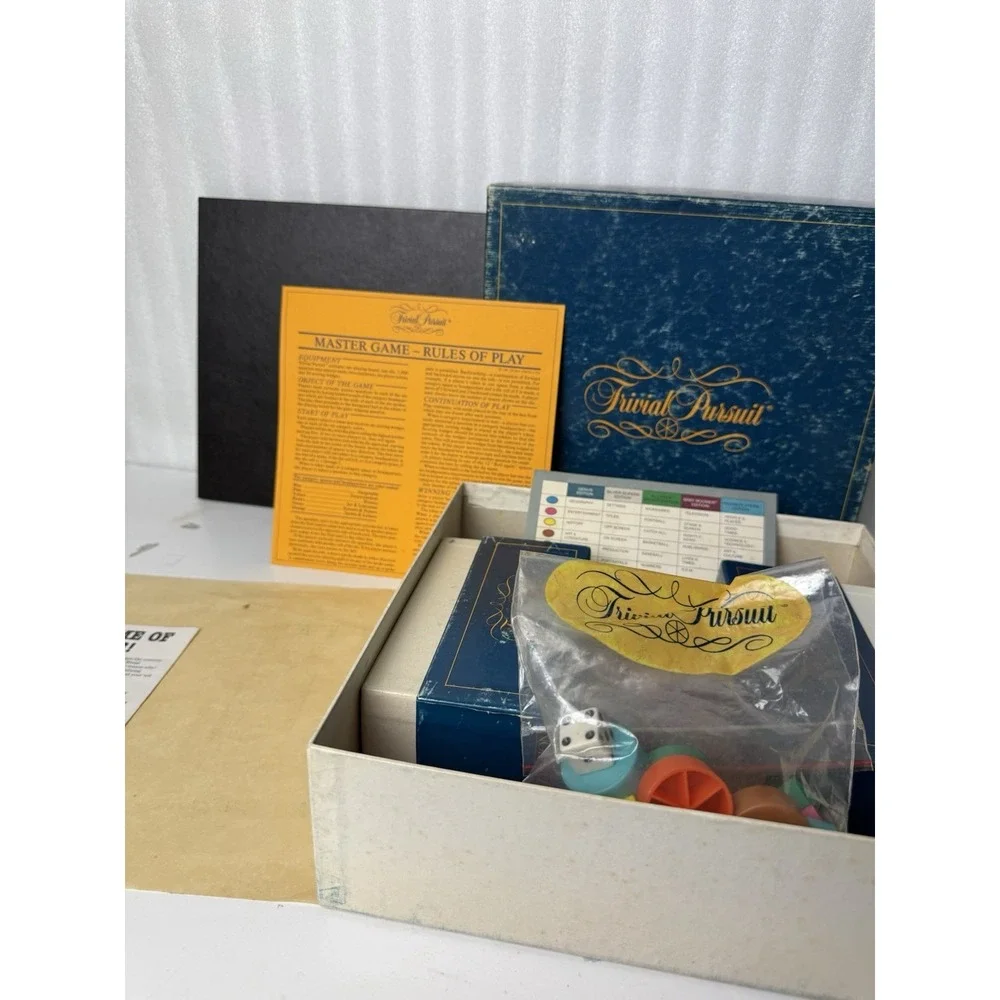 Vintage 80's Original Trivial Pursuit Master Game Genus + Young Players Edition